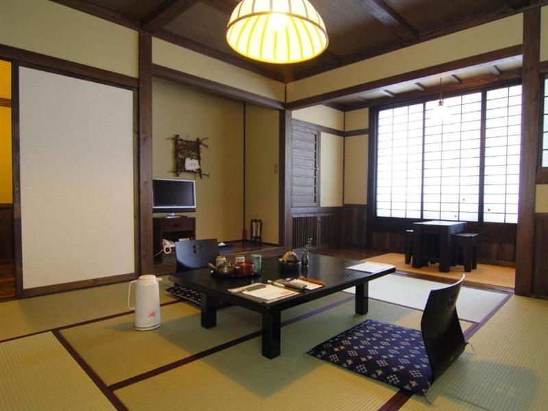 Kurokawa Onsen Yama no Yado Shinmeikan Minamioguni Bagian luar foto
